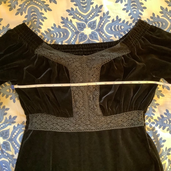 I.N.C Velvet Crochet Bell Sleeve Top Black SZ L - Picture 8 of 11